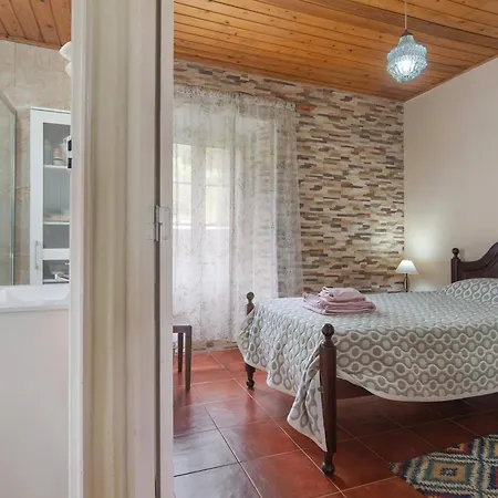 A Casa D'amalia Vila Ginetes